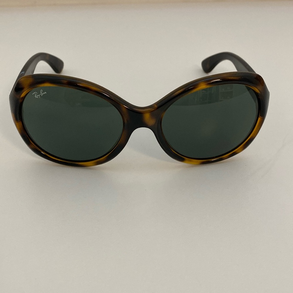 Ray-Ban Women’s RB4191 Light Havana 57mm